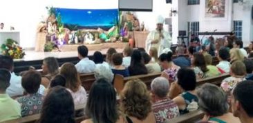 Dom Edson Oriolo celebra o Natal na Paróquia Nossa Senhora da Paz –  bairro Cachoeirinha.