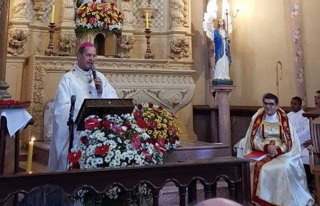 Dedicação do altar da Igreja Sagrado Coração de Jesus