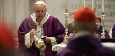 Papa Francisco suspende suas atividades para se dedicar a retiro quaresmal