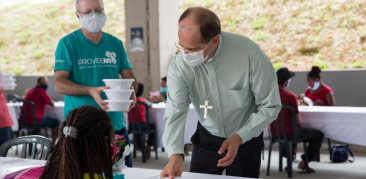 Colégio Santa Maria Minas mobiliza estudantes, familiares e educadores para ajudar os que enfrentam a fome