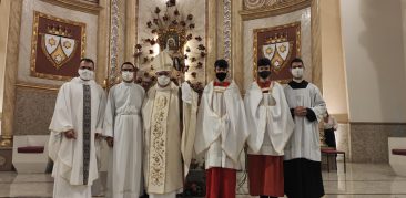 Dom Nivaldo celebra Missa de encerramento da Festa de Nossa Senhora do Carmo, em Betim