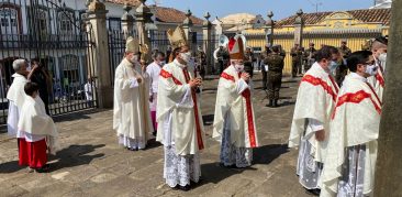 Dom Walmor celebra Missa pelos 300 anos da Catedral de São João Del Rei