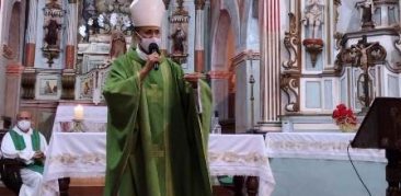 Dom Geovane preside celebração de acolhida do ícone da Padroeira de Minas na Paróquia Nossa Senhora, Mãe de Deus – Roças Novas