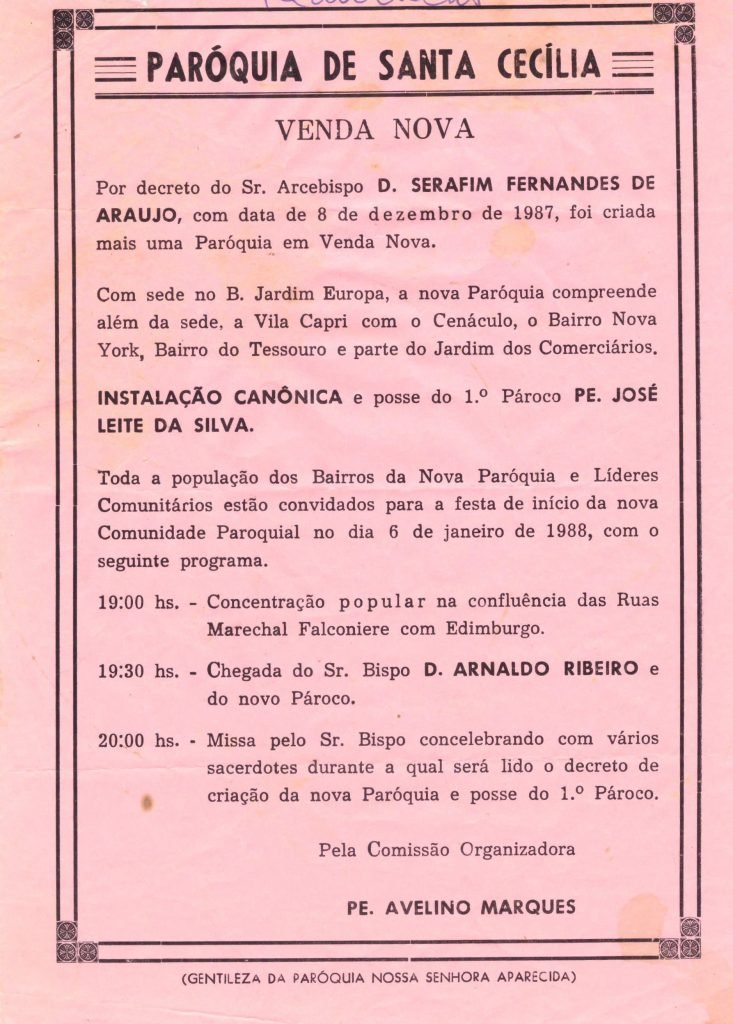 Cartaz que convida as comunidades para a instalação canônica da Paróquia Santa Cecília e início de ministério de seu primeiro pároco, padre José Leite da Silva