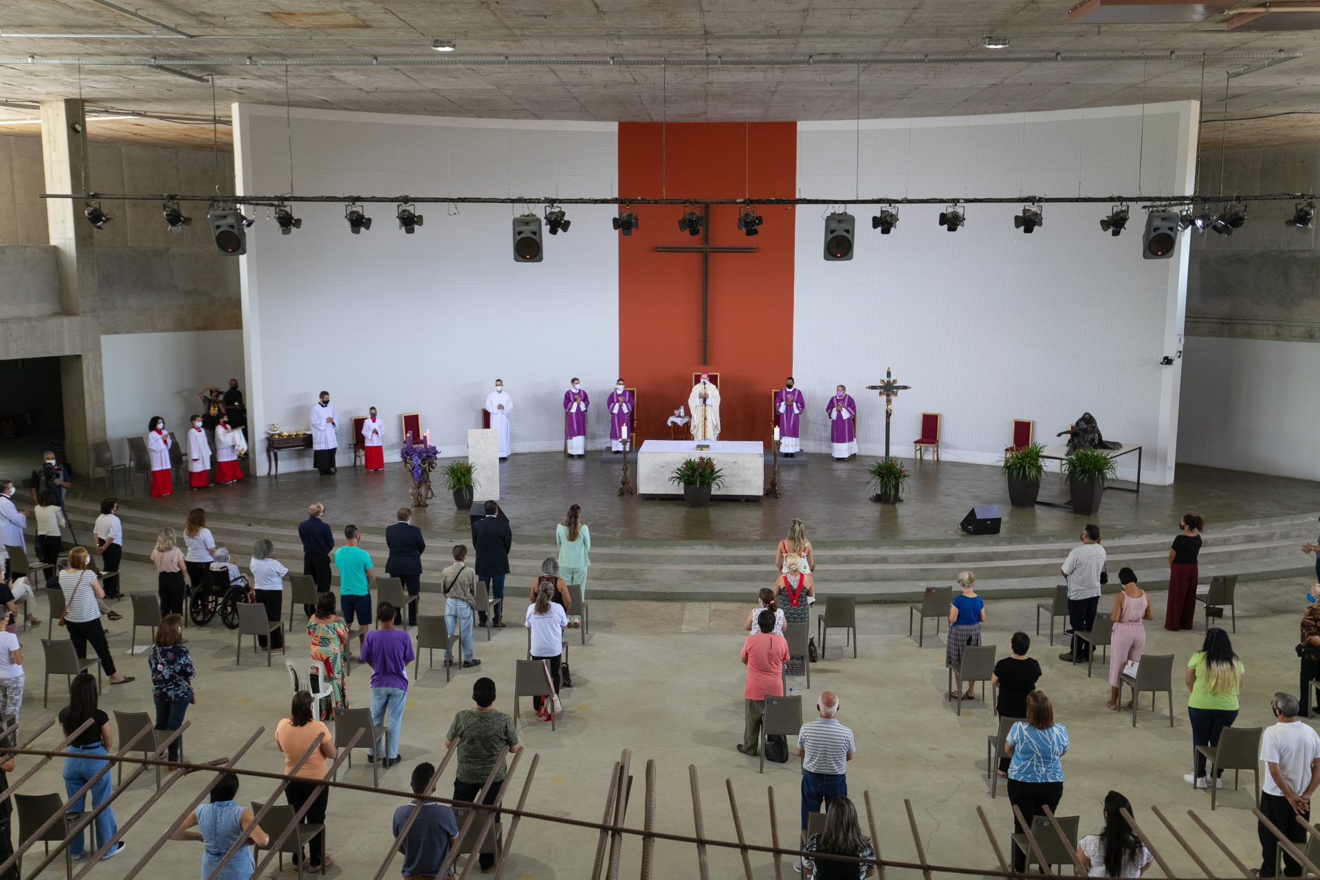 Celebração E Bênção Do Presépio Na Catedral Cristo Rei é Destaque Na ...