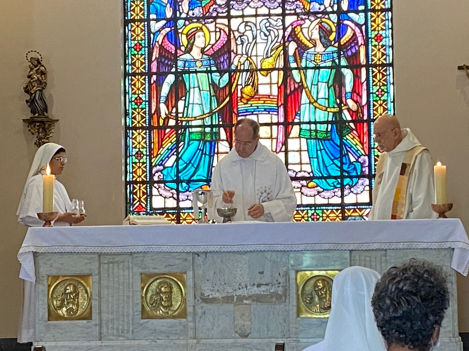 Dom Walmor celebra a Eucaristia no centenário da chegada de dom Cabral à Arquidiocese de Belo Horizonte