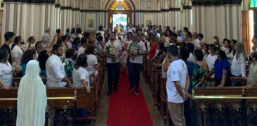 Basílica Nossa Senhora de Lourdes celebra o mês de Maria