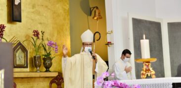Assunção de Maria: Dom Geovane Luís celebra a Santa Missa na Paróquia Nossa Senhora Rainha