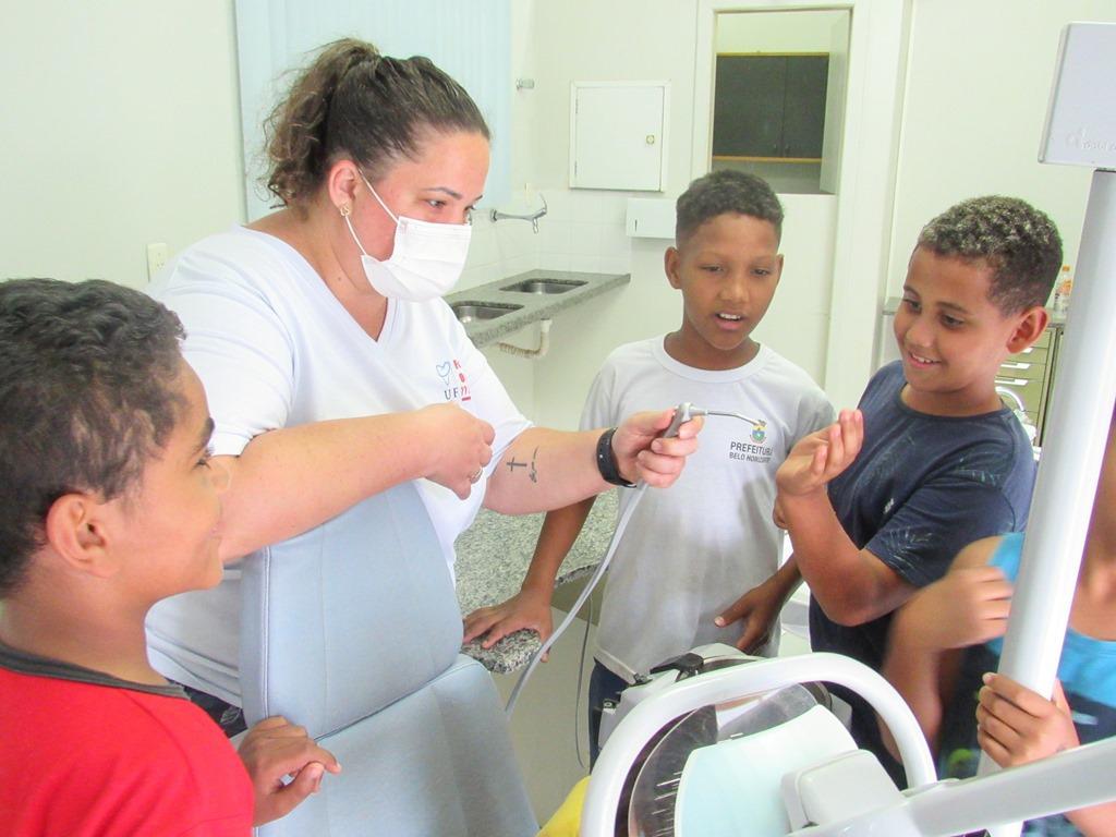 Crianças do Projeto Providência participam de ação educativa de cuidados e higiene bucal