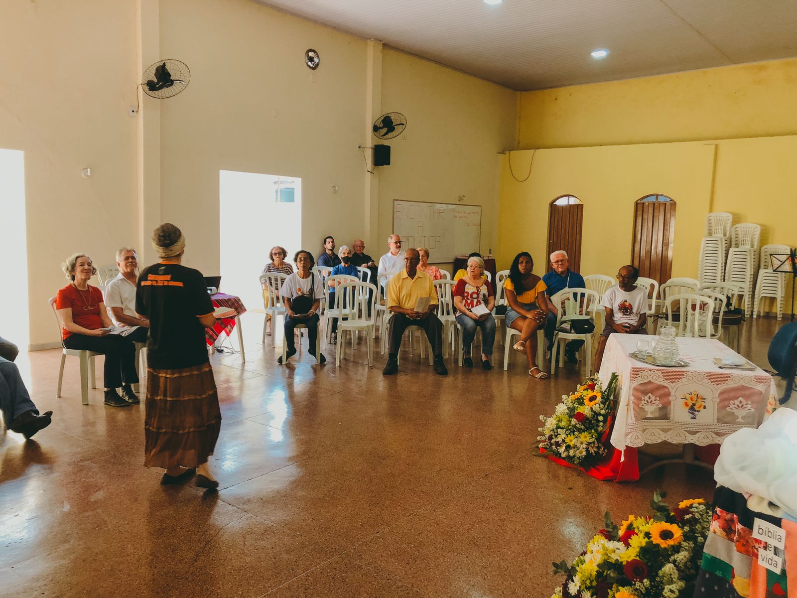 Dezenas de fiéis se reúnem em encontro das Comunidades Eclesiais de Base (CEBs)