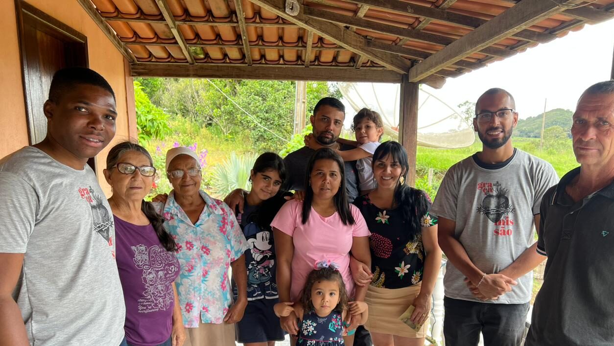 Seminaristas levam a Boa Nova do Evangelho de Jesus às comunidades de Belo Vale