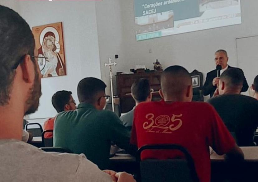 Dom Nivaldo conduz retiro espiritual para seminaristas do Sacej