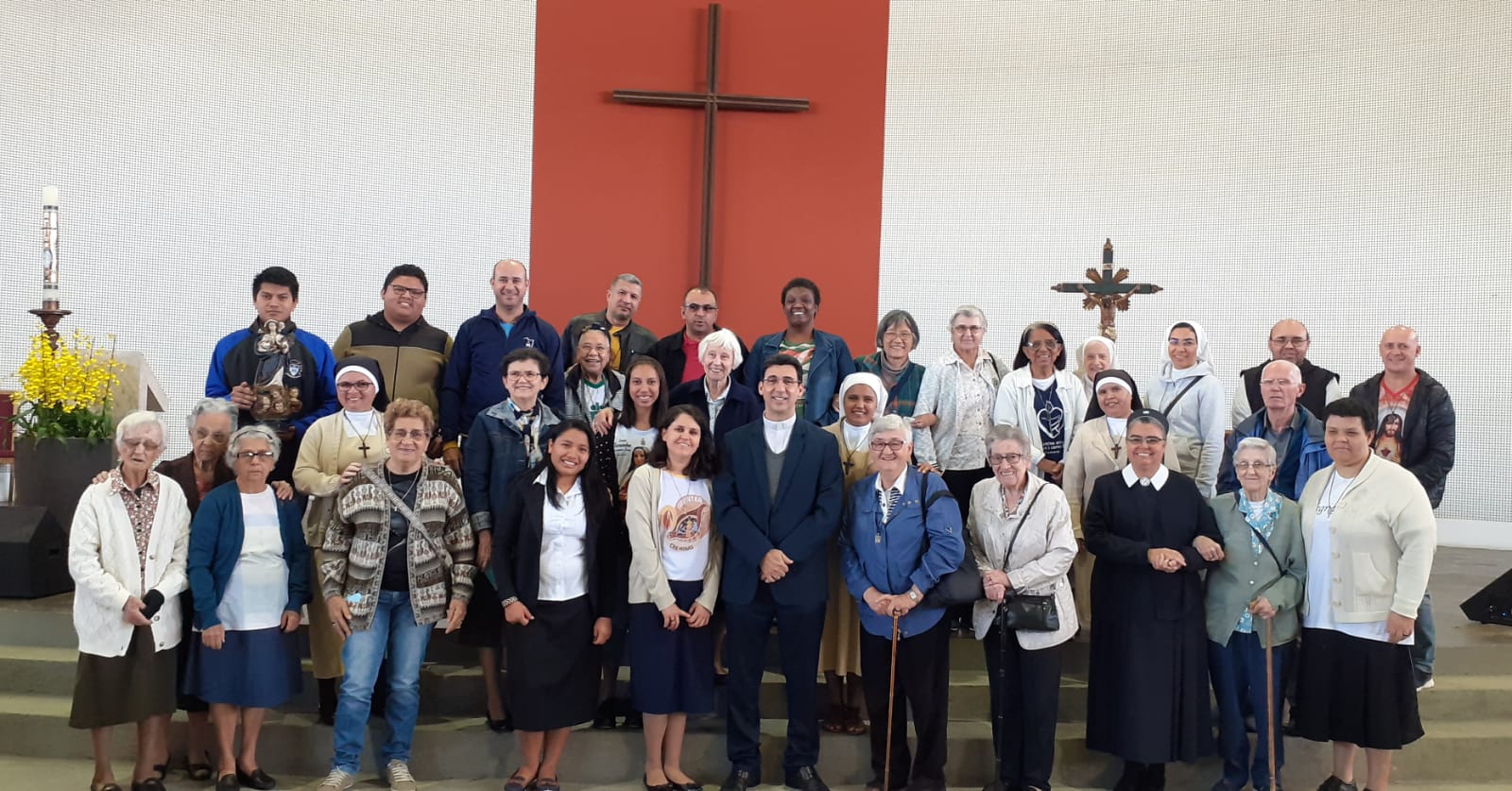 Dom Júlio César conduz encontro de formação para religiosos e religiosas da Rensc