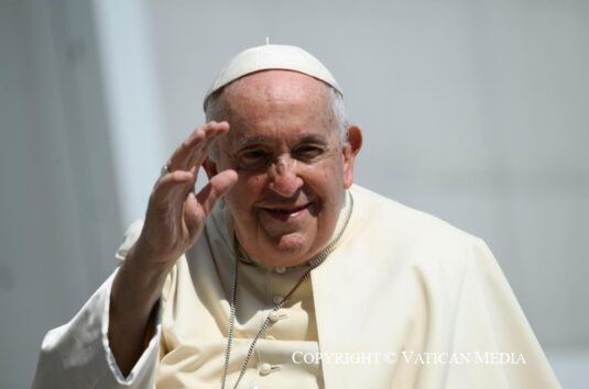 Papa Francisco: saudação aos belo-horizontinos