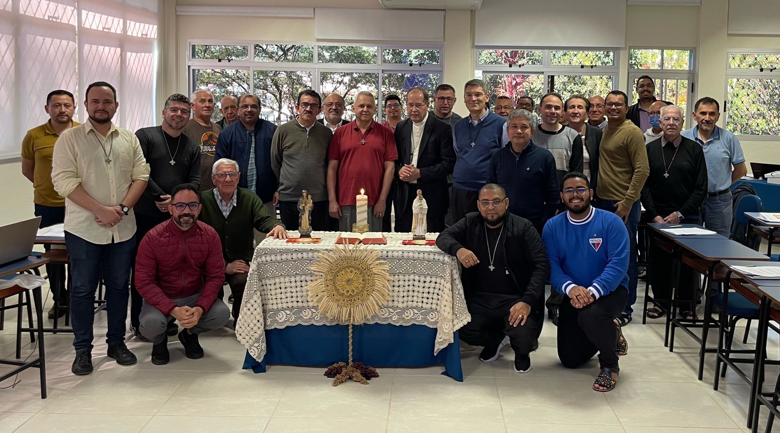 Dom Walmor e dom Joel se unem aos religiosos sacramentinos para a Assembleia Anual da Província Nossa Senhora de Guadalupe