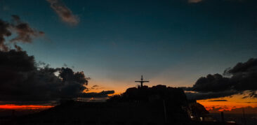 Venha contemplar o pôr do sol no Santuário da Mãe Piedade