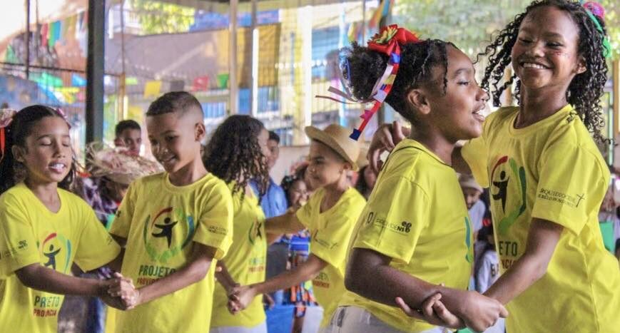 Festas Juninas do Projeto Providência e Colégio Santa Maria Minas reúnem educandos e comunidade