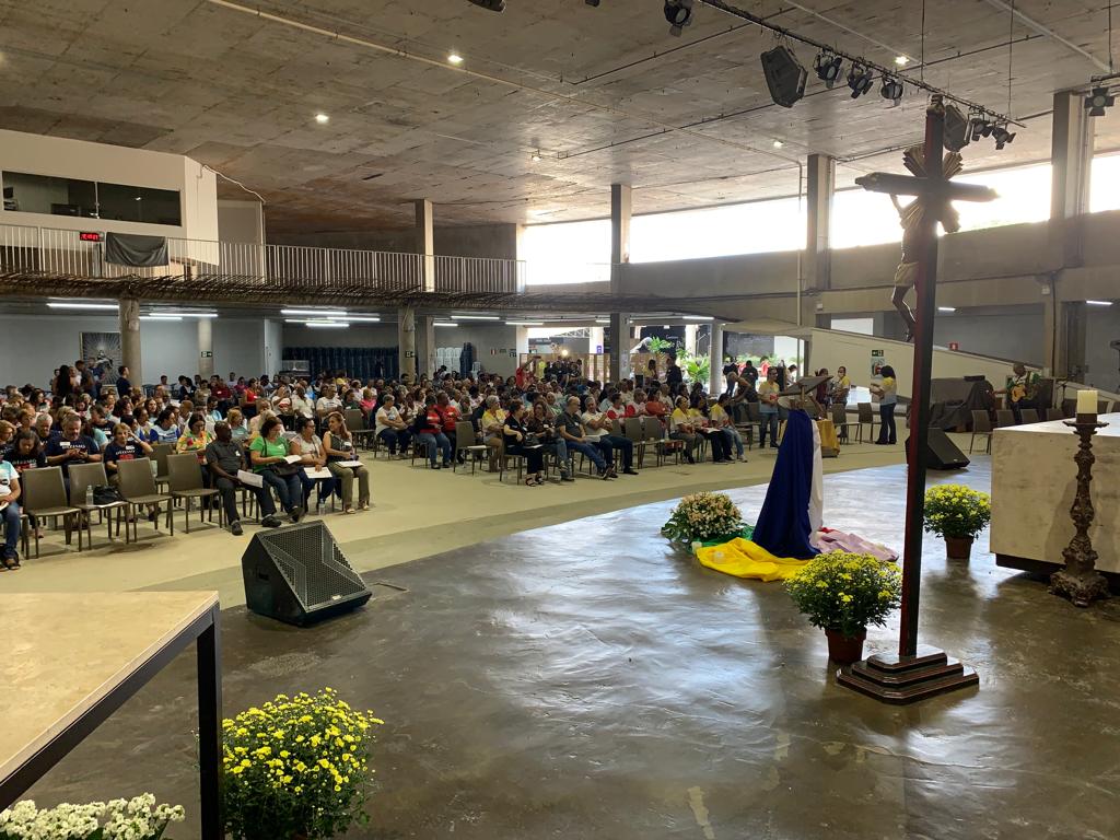 Encontro Arquidiocesano da Pastoral do Dízimo recebe padres, agentes, coordenadores na Catedral Cristo Rei