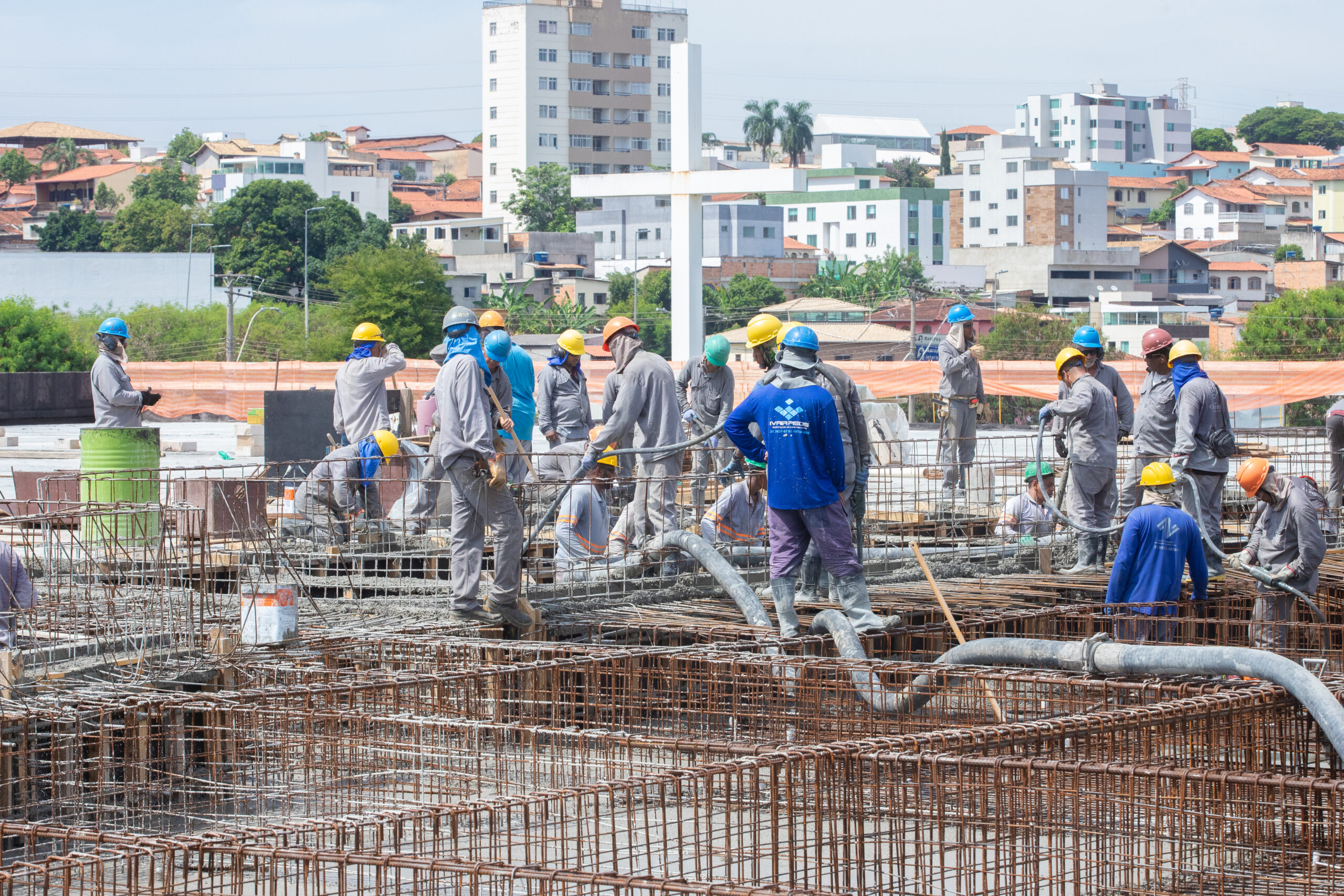 Obras da Catedral Cristo Rei: mais de 2 mil metros quadrados são concretados