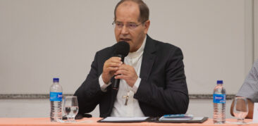 Dom Walmor preside reunião do Conselho Episcopal da Arquidiocese de Belo Horizonte