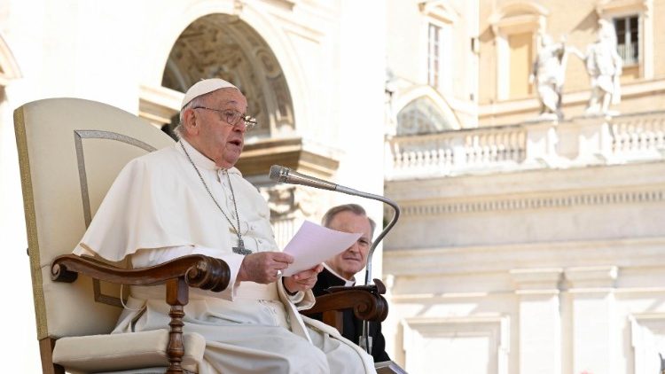 Papa Francisco: “A temperança nos ensina a agir com discernimento”