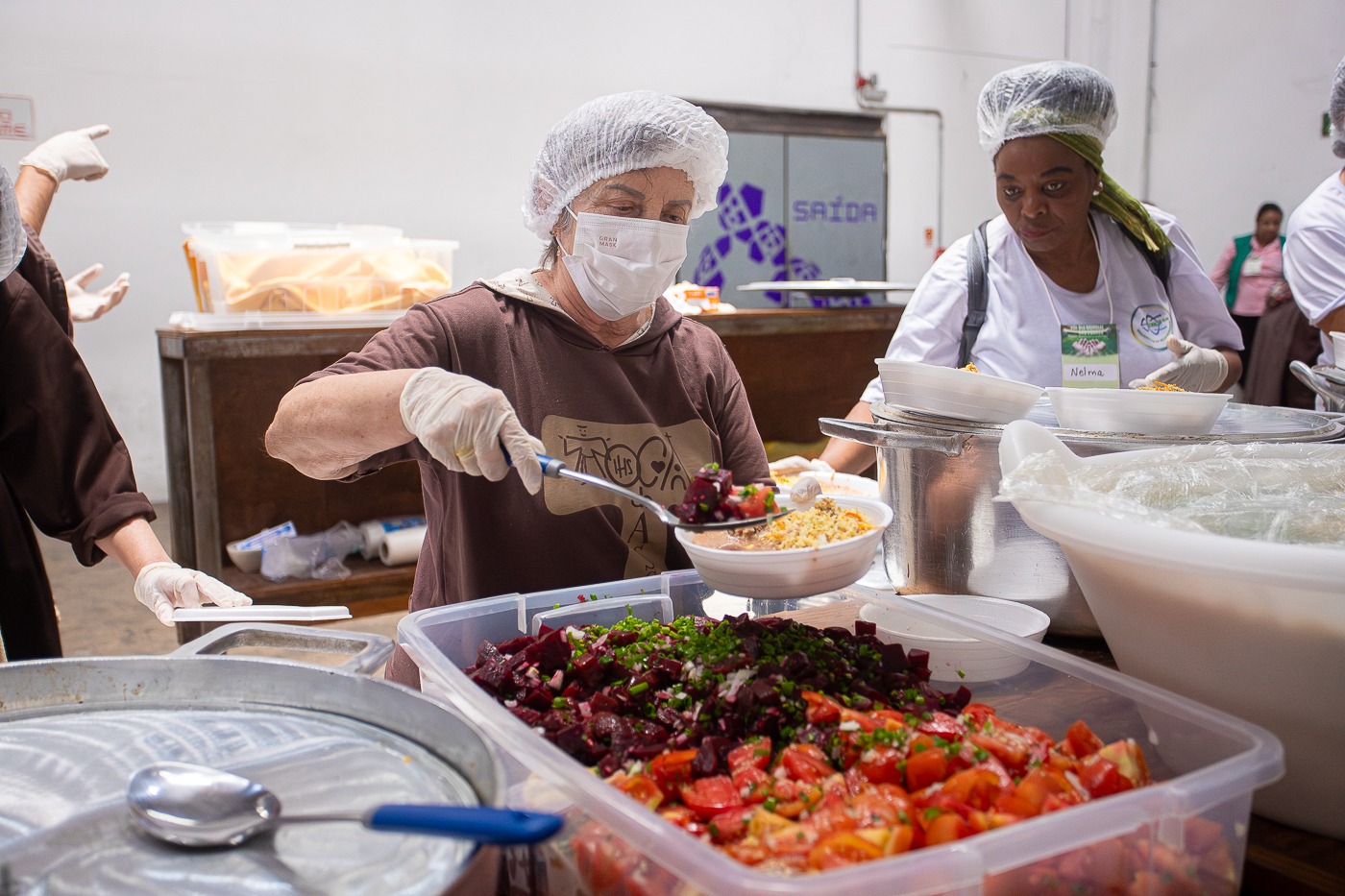 [Galeria de fotos] Dia Mundial dos Pobres partilha de milhares de refeições do “Dai-lhes vós mesmos de comer”