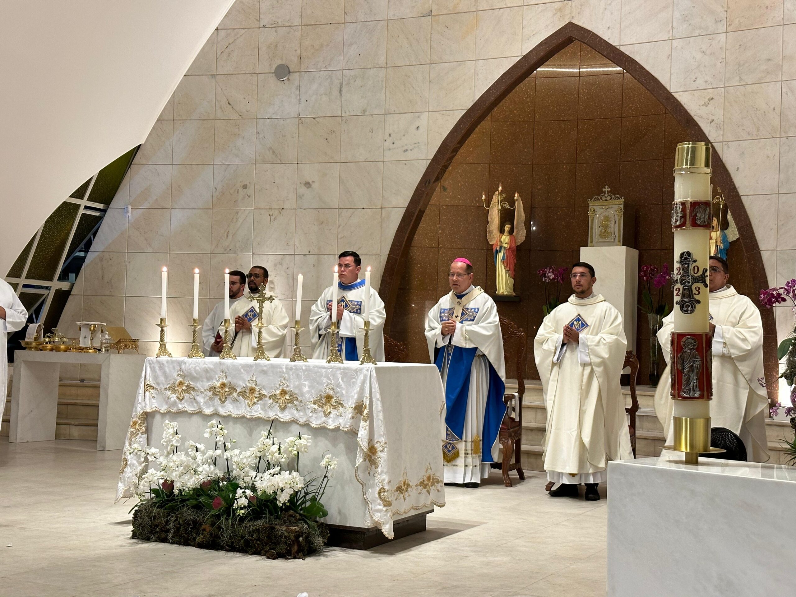 Dom Walmor recebe título de cidadão honorário de Lagoa Santa