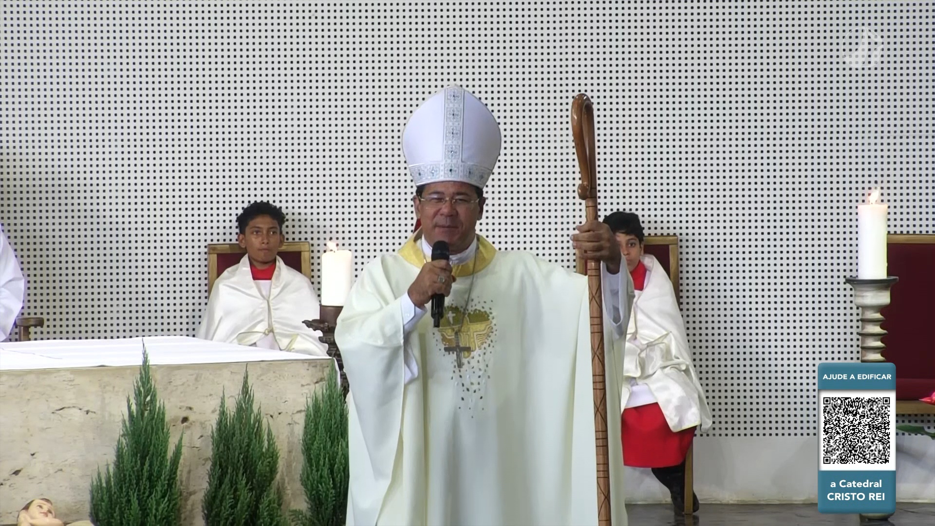 Homilia dominical: “Deus acende em nós uma chama”