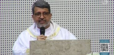 Homilia dominical: “Santíssima Trindade,  Deus é comunhão”