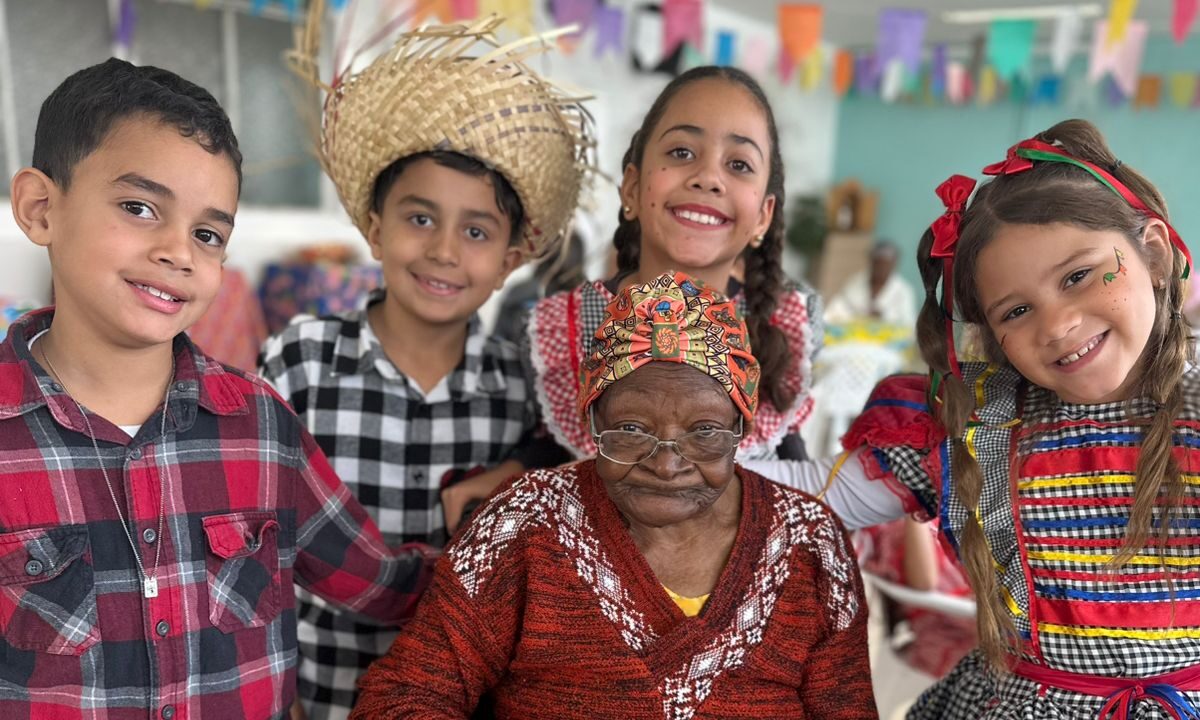 [Galeria de fotos] Festa junina na Casa Santa Zita reúne gerações