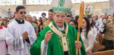 [Galeria de fotos] Dom Walmor preside celebração em Ação de Graças ao jubileu das forças de segurança