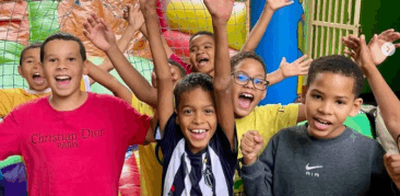 Educandos do Projeto Providência vivenciam momentos especiais no Mês das Crianças