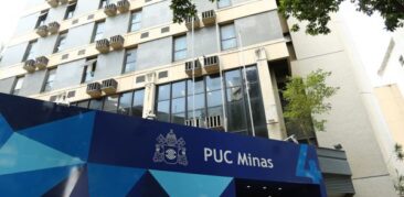 Cursos da PUC Minas têm alto desempenho em processos de avaliação