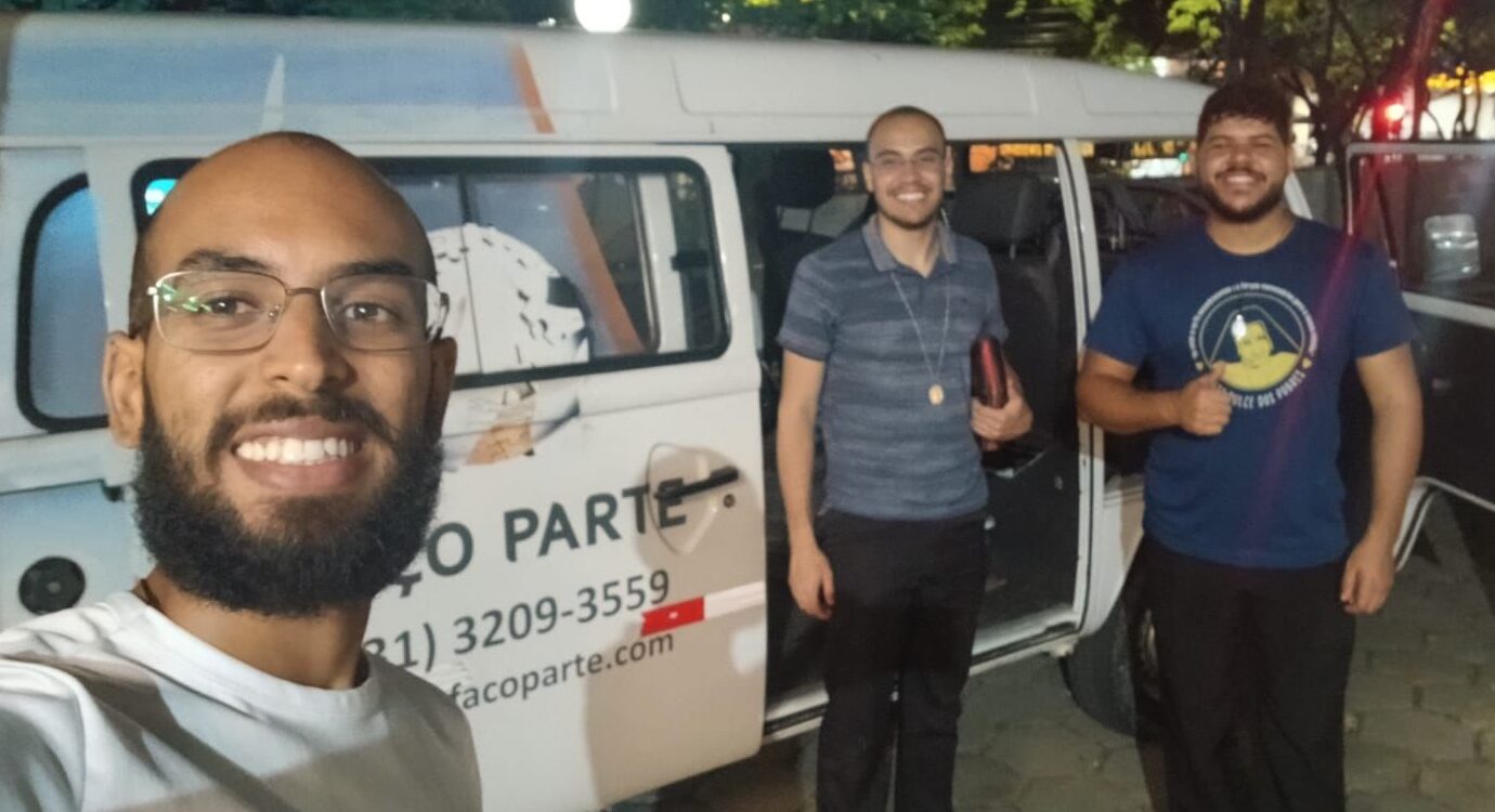 Mês missionário: seminaristas do Sacej ajudam a transformar vidas