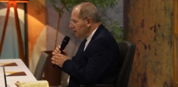 Dom Walmor se reúne com gestores de instituições da Arquidiocese de BH, na Catedral Cristo Rei