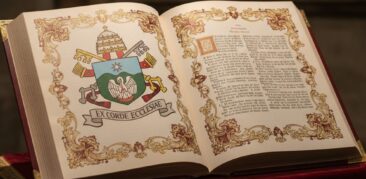 Ciências da Religião: inscrições abertas para os cursos de mestrado e doutorado na PUC Minas