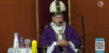 Homilia dominical: “Abra as portas para Deus”