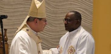 Dom Walmor celebra Missa com envio missionário do padre João Batista à Diocese de Santíssima Conceição do Araguaia (PA)