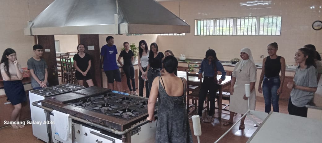Jovens aprendizes: novos sabores de vida em Ribeirão das Neves