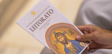 [Galeria de fotos] Seminaristas são instituídos Leitores durante Missa no Sacej