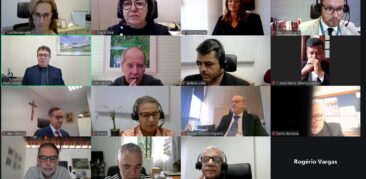 Dom Walmor preside reuniões com gestores sobre a Mitra e a Providens – Ação Social Arquidiocesana