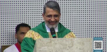 Por que Jesus, com tanto poder, passou pela morte? – Homilia dominical