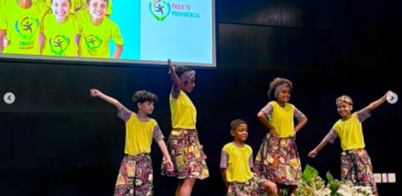 Educandos do Projeto Providência realizam apresentações culturais no 4º Ciclo de Palestras Sementes do Saber